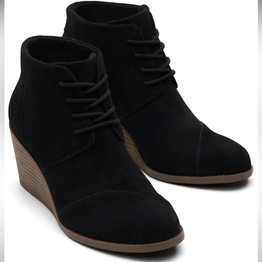 NWT Toms Wedge Booties Black 8.5
